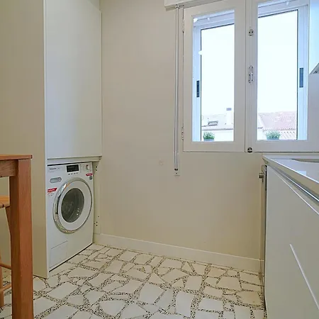 Galihost - Con Vistas En Apartman *
